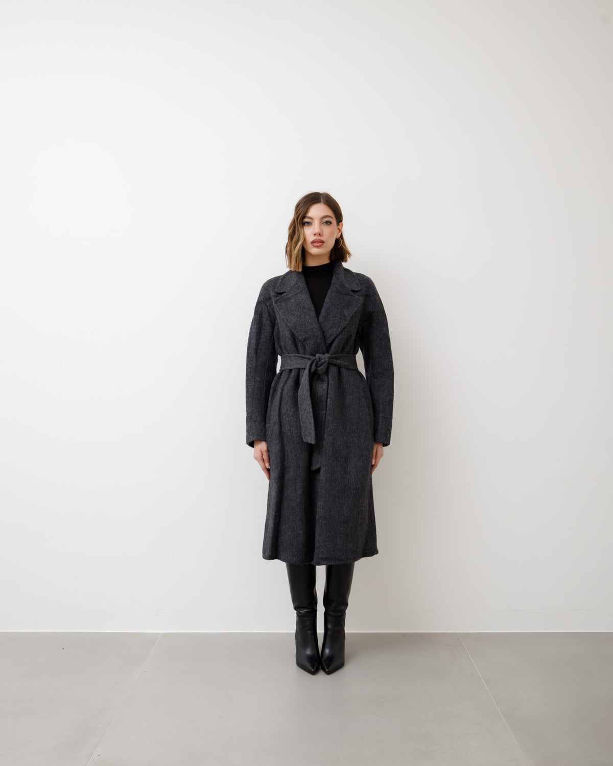 Cappotto in lana con cintura - L12508  INC