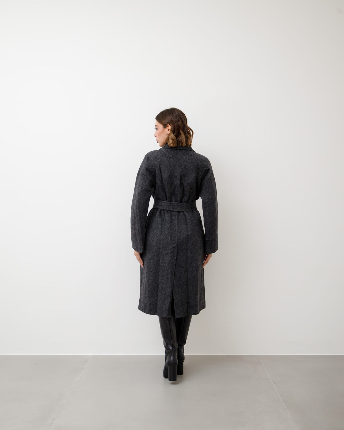 Cappotto in lana con cintura - L12508  INC