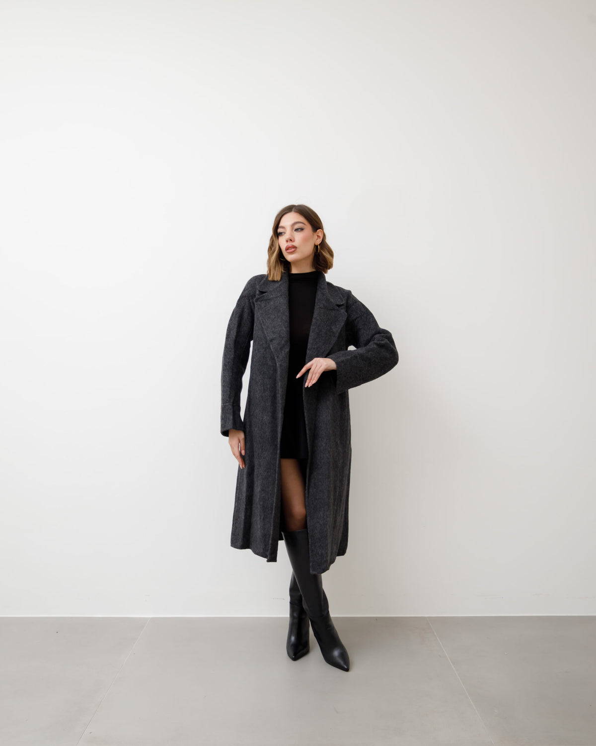 Cappotto in lana con cintura - L12508  INC