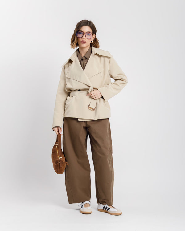 Trench corto con cintura - CHF8742