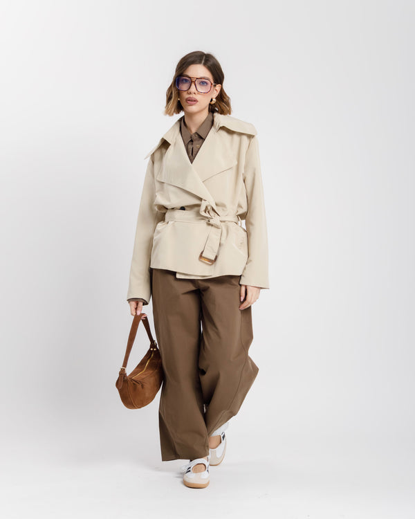 Trench corto con cintura - CHF8742