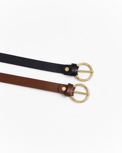 Cintura in pelle con borchie quadrate - 2166/20