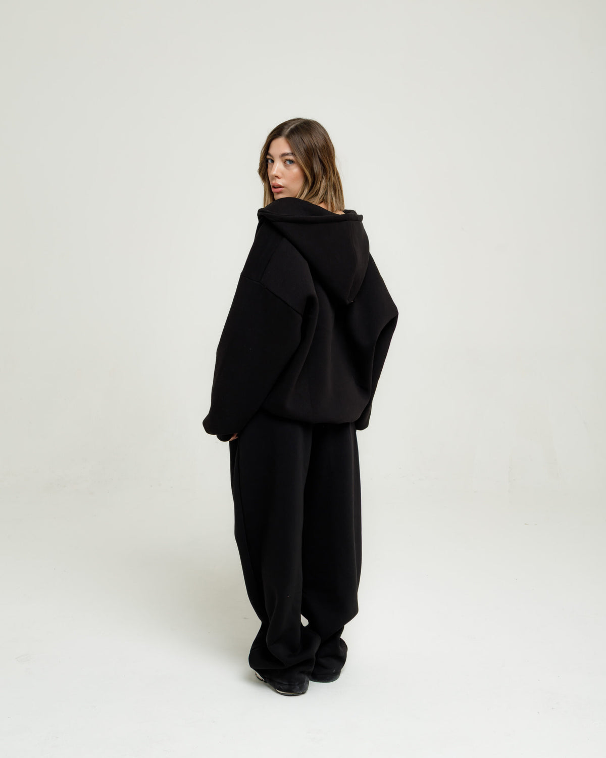 Pantaloni jogger con pinces ALTHÉA - C140