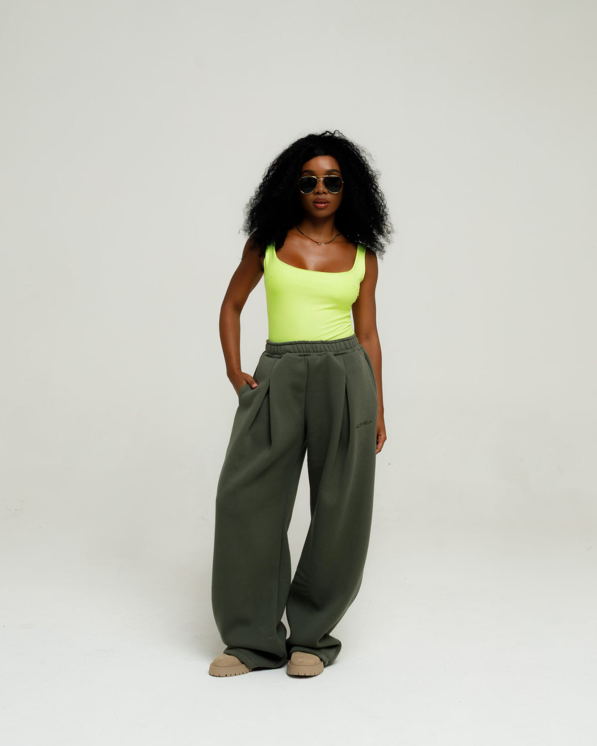 Pantaloni jogger con pinces ALTHÉA - C140