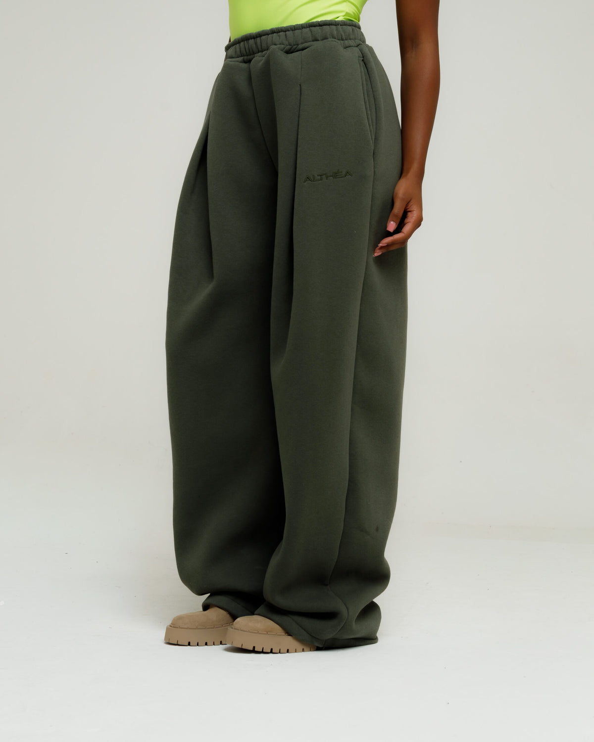 Pantaloni jogger con pinces ALTHÉA - C140