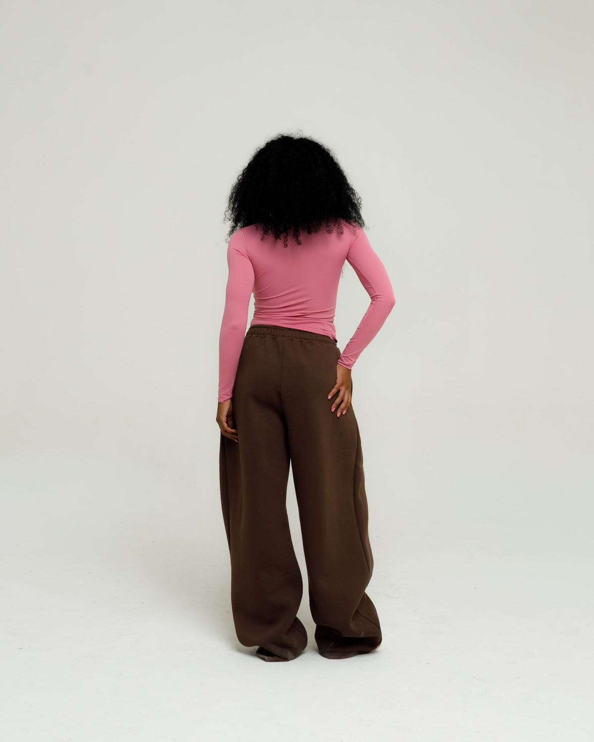 Pantaloni jogger con pinces ALTHÉA - C140