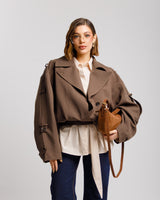 Trench corto collo alto MARRONE - W25226