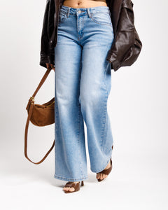 Jeans vita bassa con tasche BLU CHIARO - SK227-4
