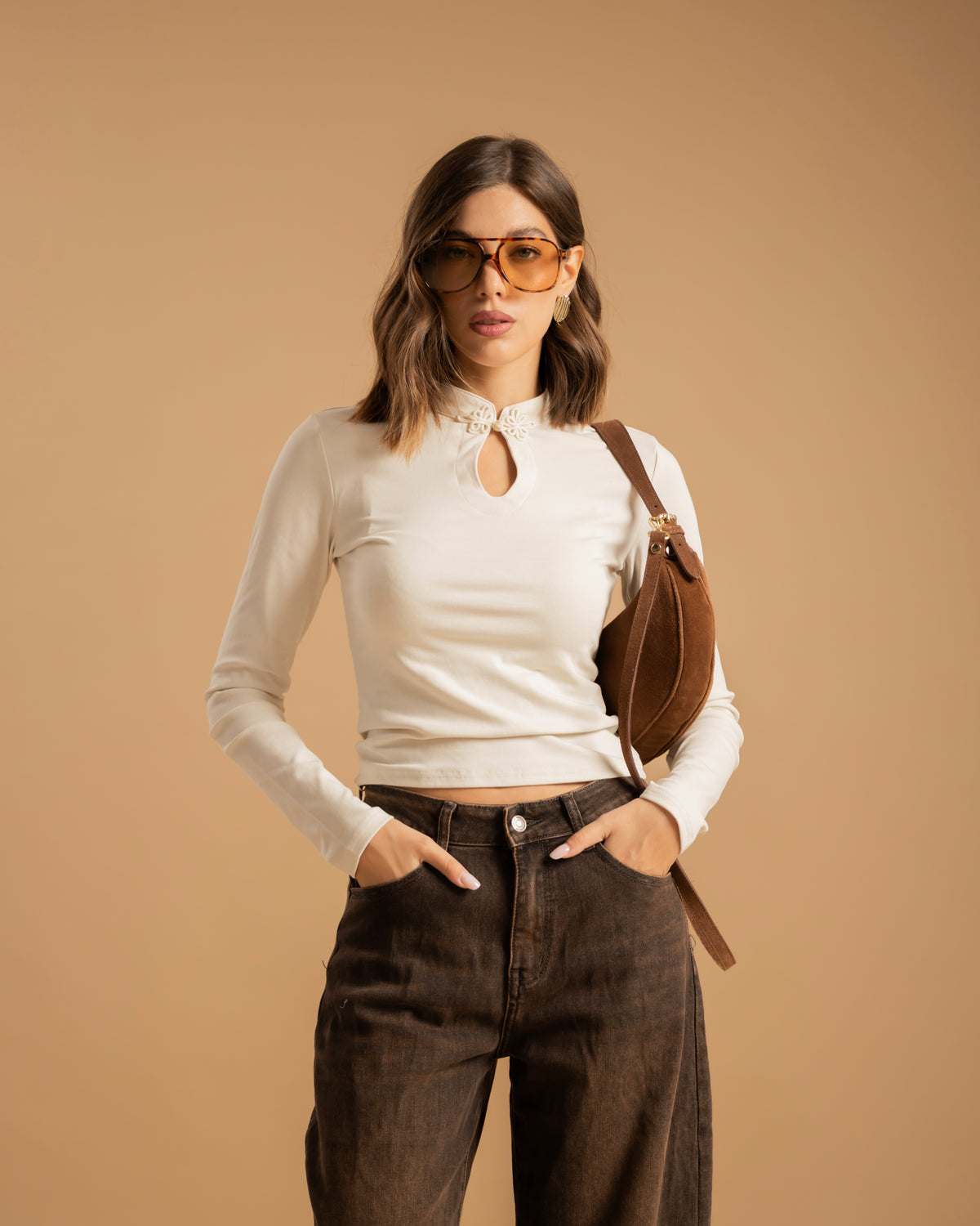 Maglia aderente con alamari - H70659