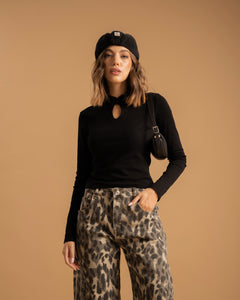 Maglia aderente con alamari - H70659