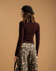 Maglia aderente con alamari - H70659