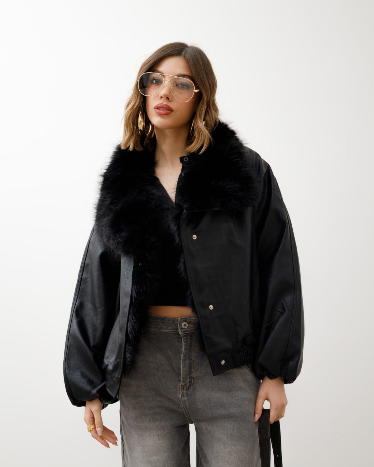 Bomber in finta pelle con eco-fur - D12081