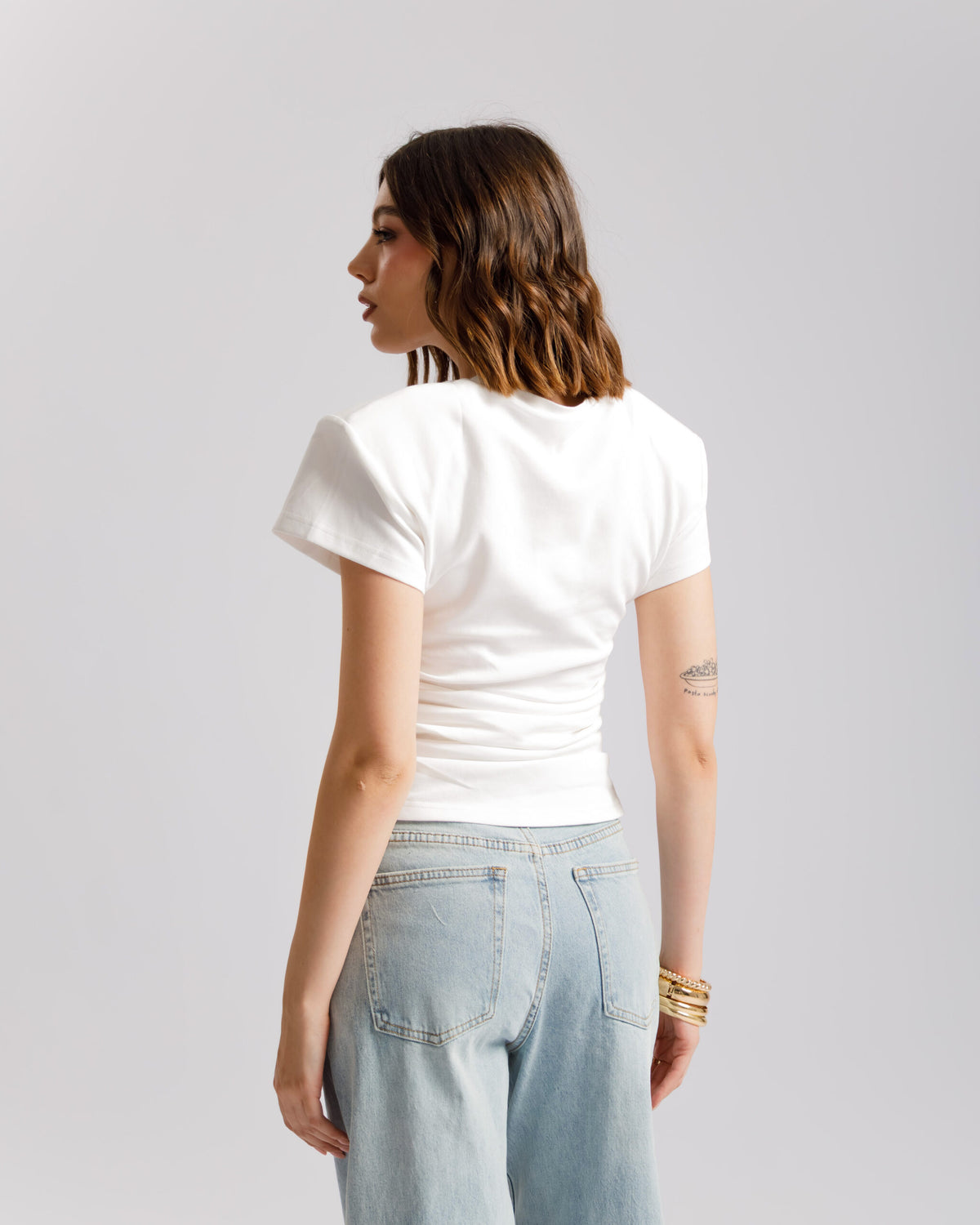 T-shirt in cotone con arriccio - L2189