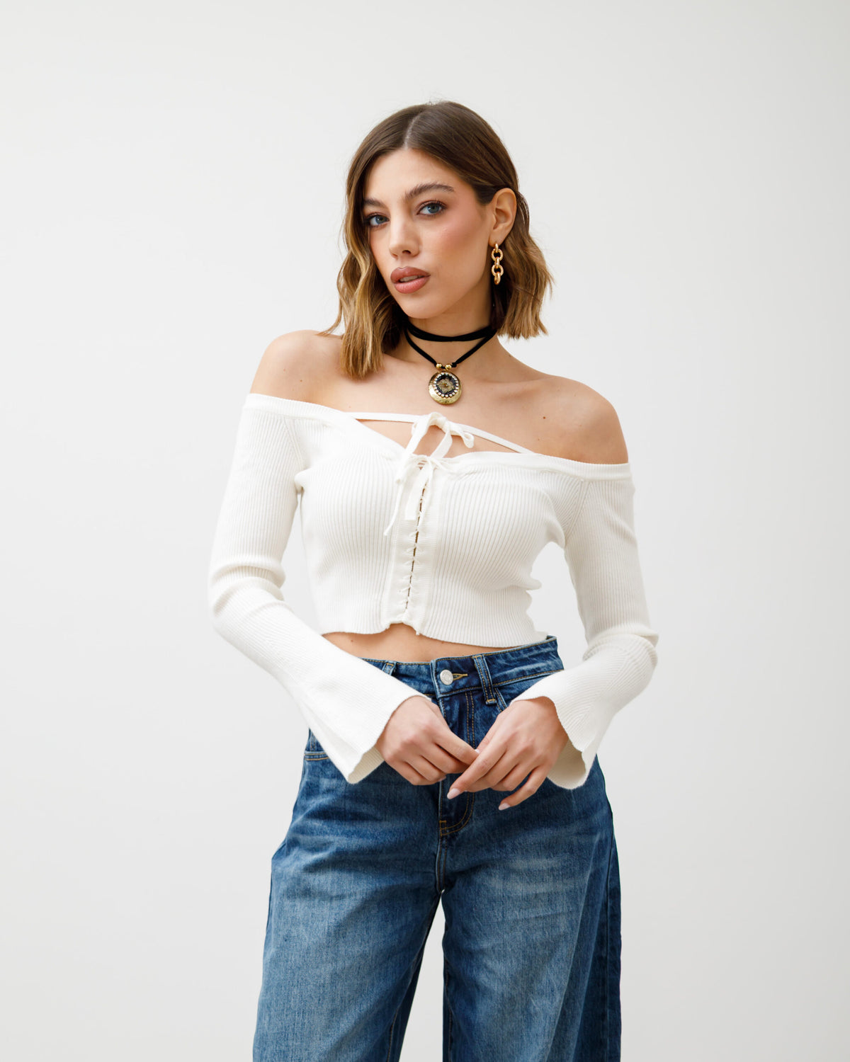 Maglia crop in costina con laccetti - PL2965