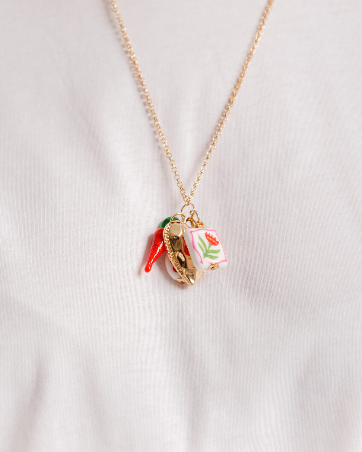 Collana lunga con pendenti - ECL2650