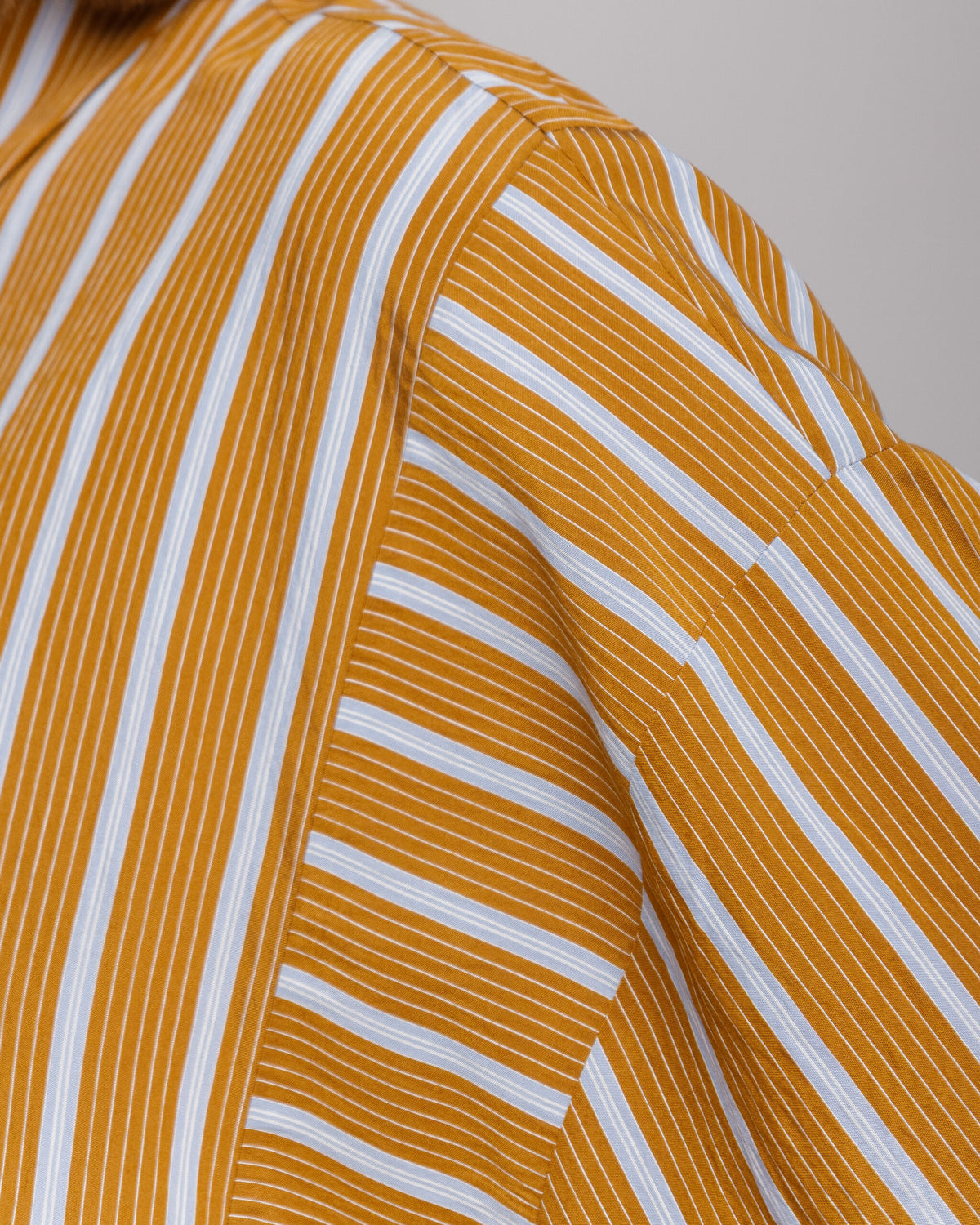 Camicia a righe ocra ALTHÉA - C008