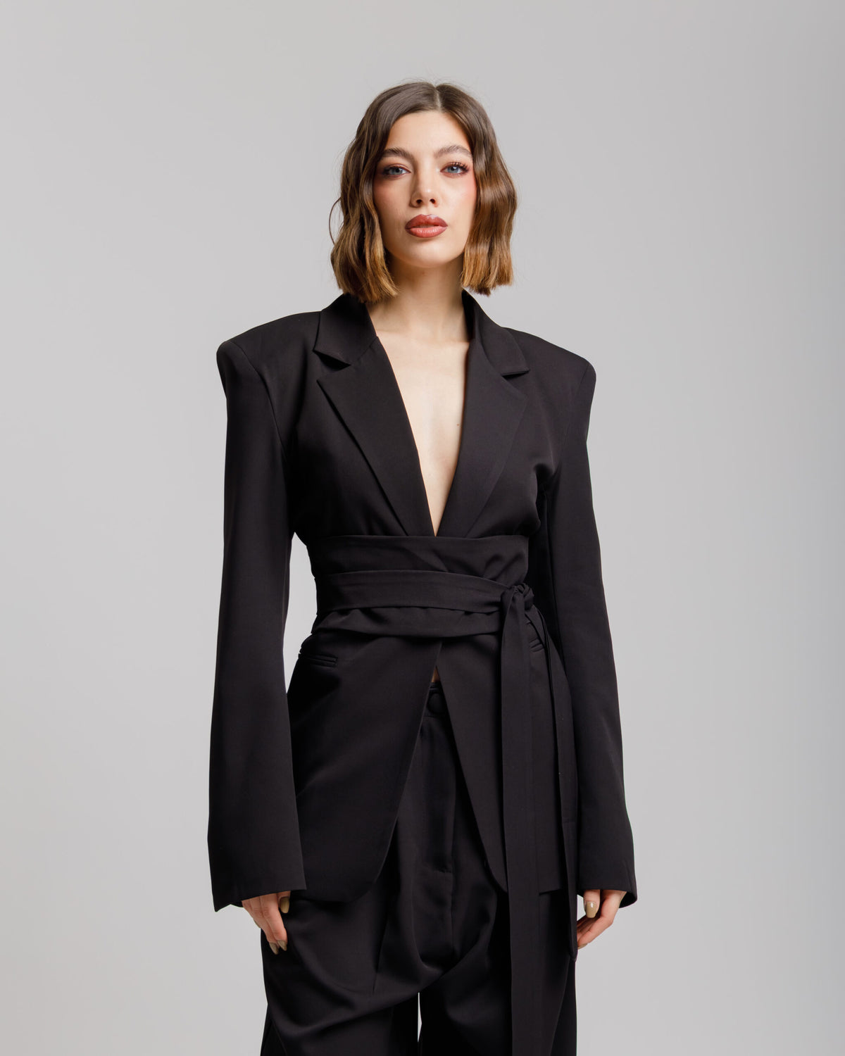 Blazer sartoriale con cintura ALTHÉA - C001 SLC