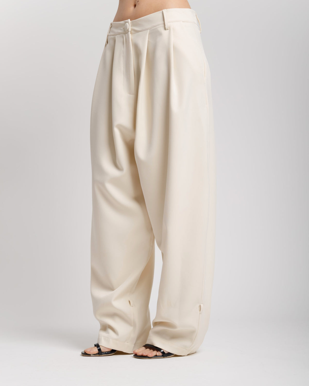Pantaloni ampi con laccetto ALTHÉA - C005