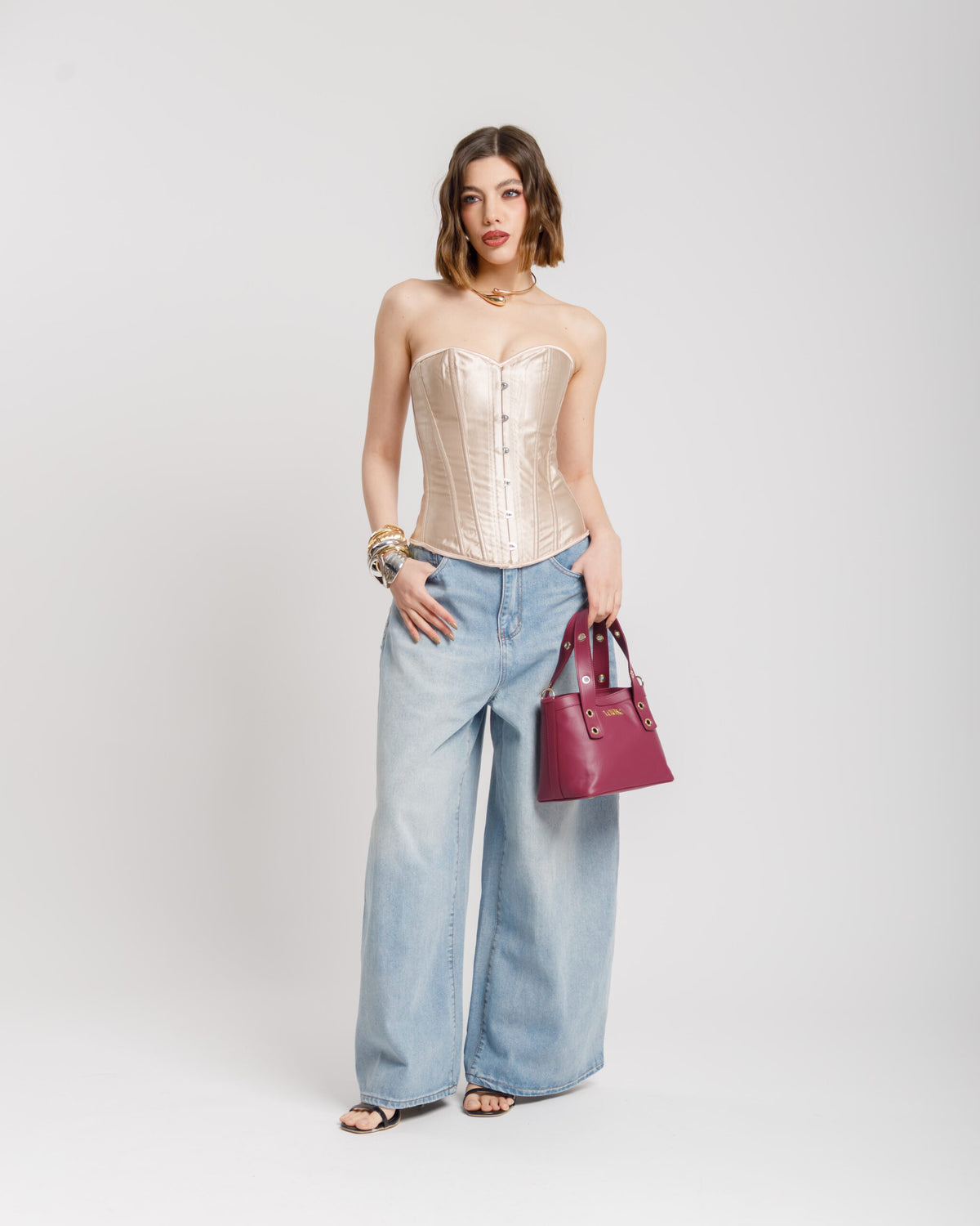Jeans palazzo con borchie - P13156