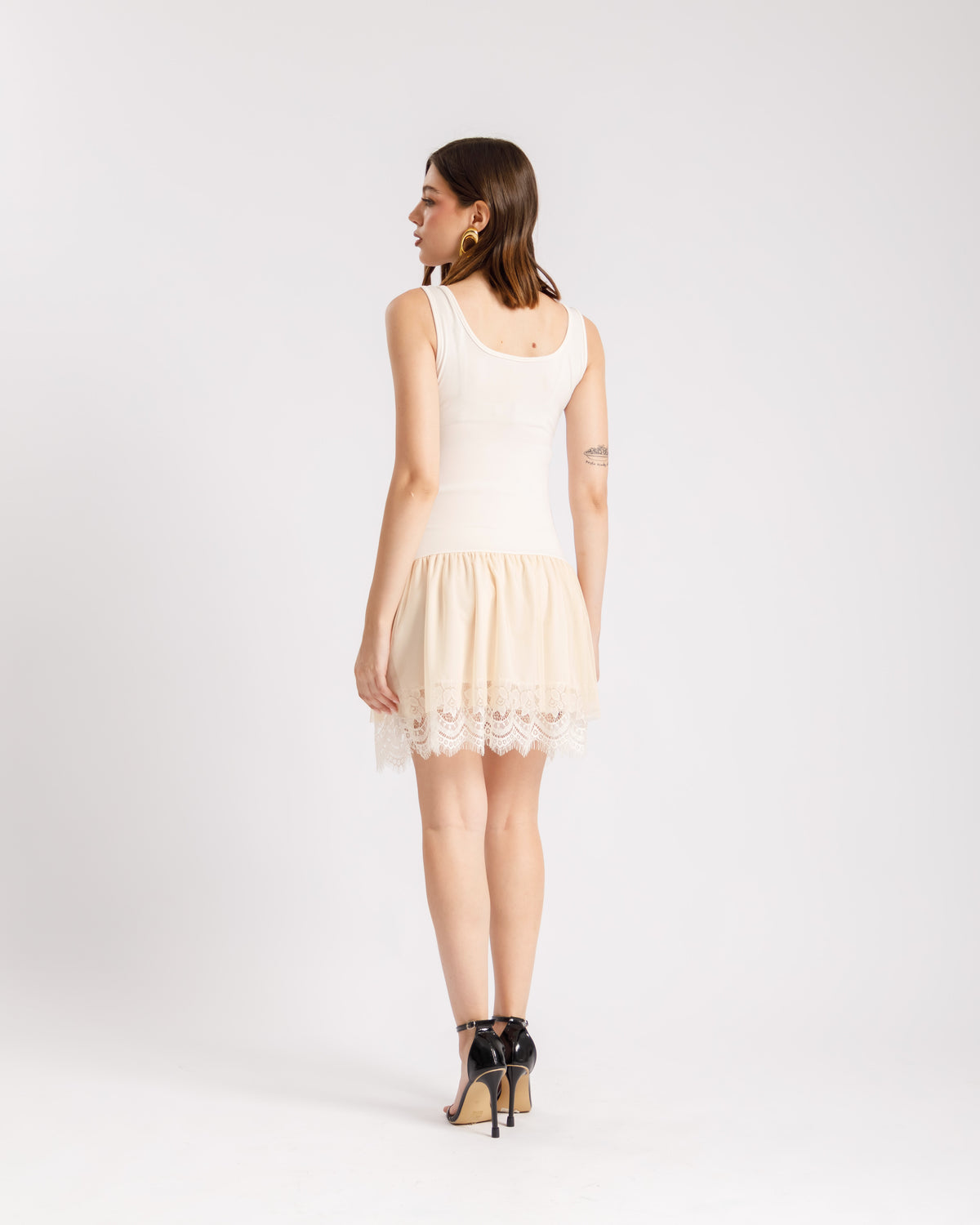 Abito corto con tulle- 6107