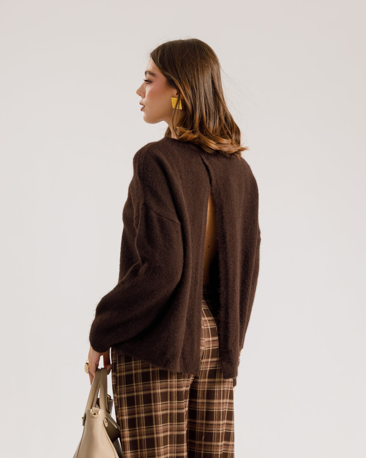 Maglione scollato sul retro - 35596