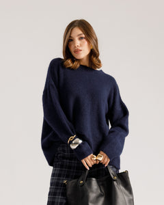 Maglione scollato sul retro - 35596