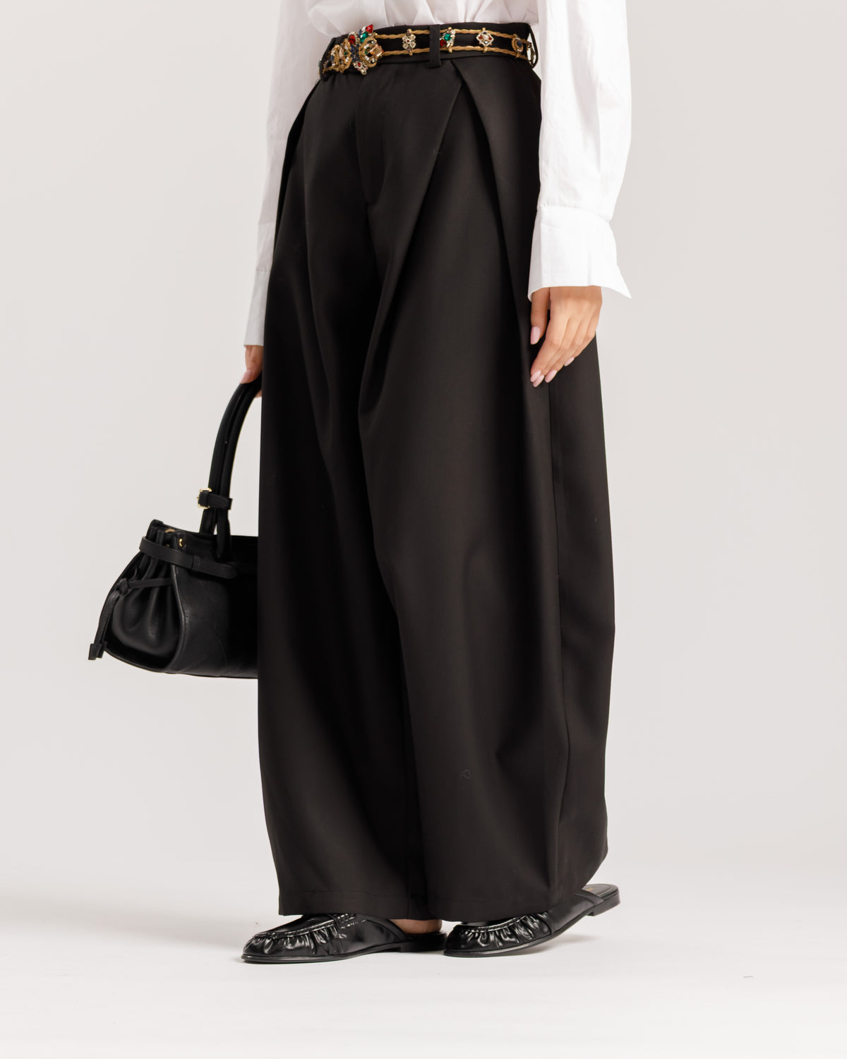 Pantaloni ampi con pinces - CHY9078