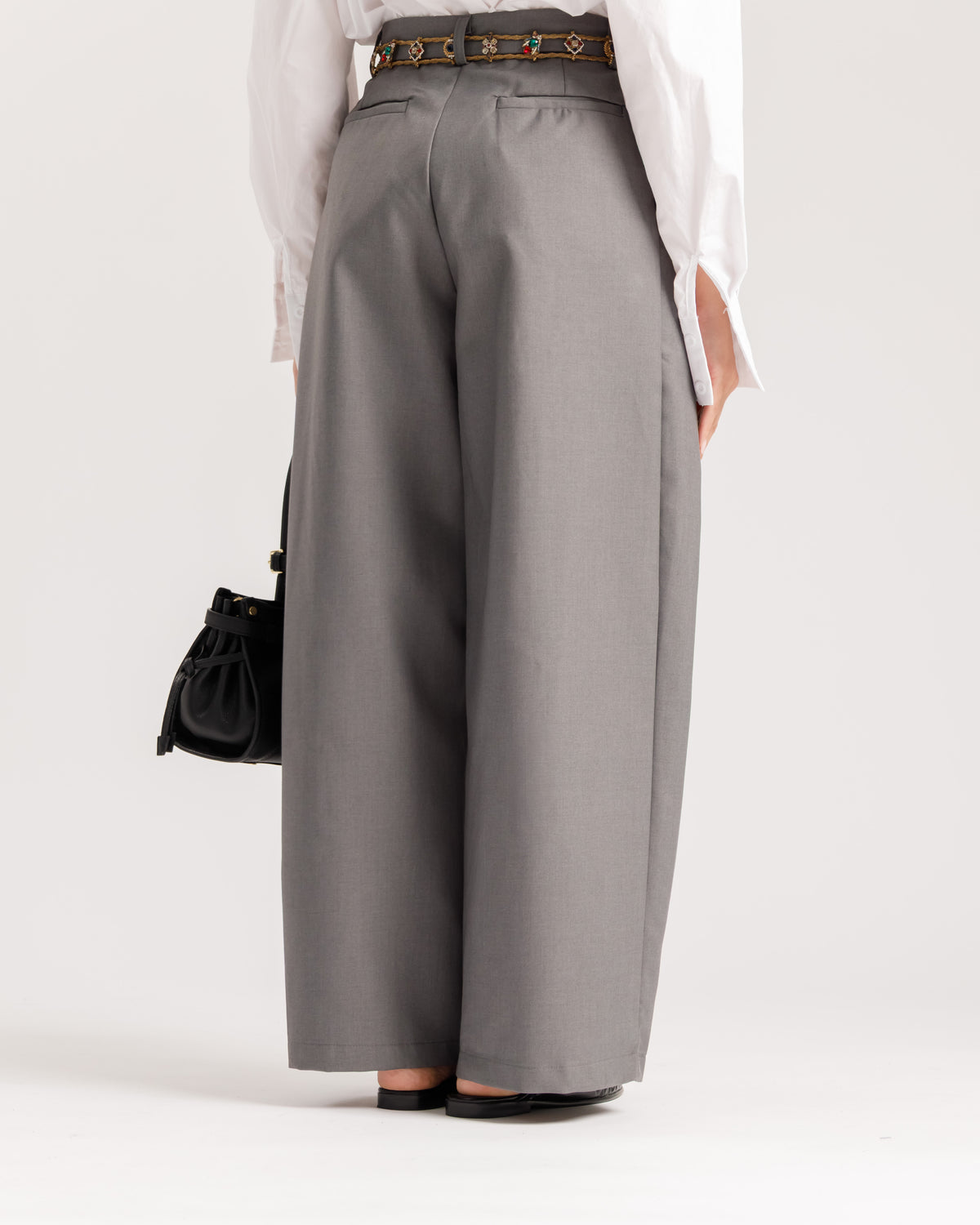 Pantaloni ampi con pinces - CHY9078