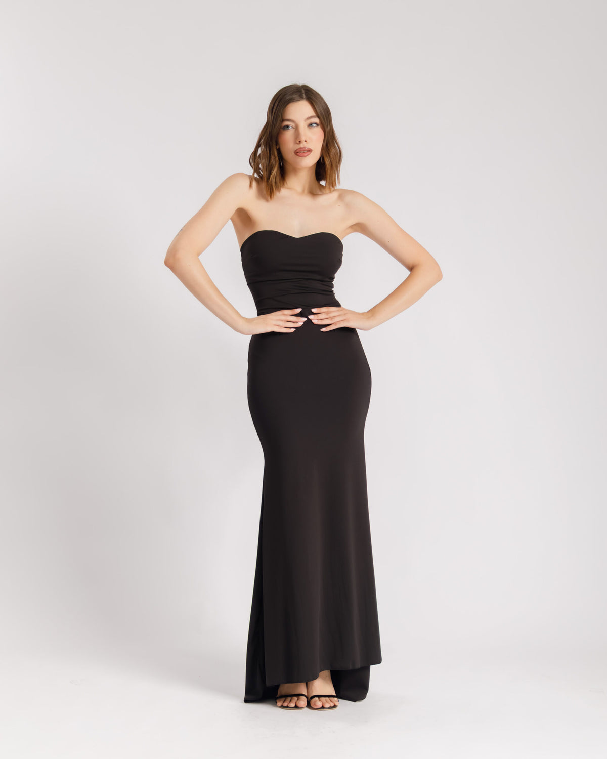 Abito a fascia aderente - 251229