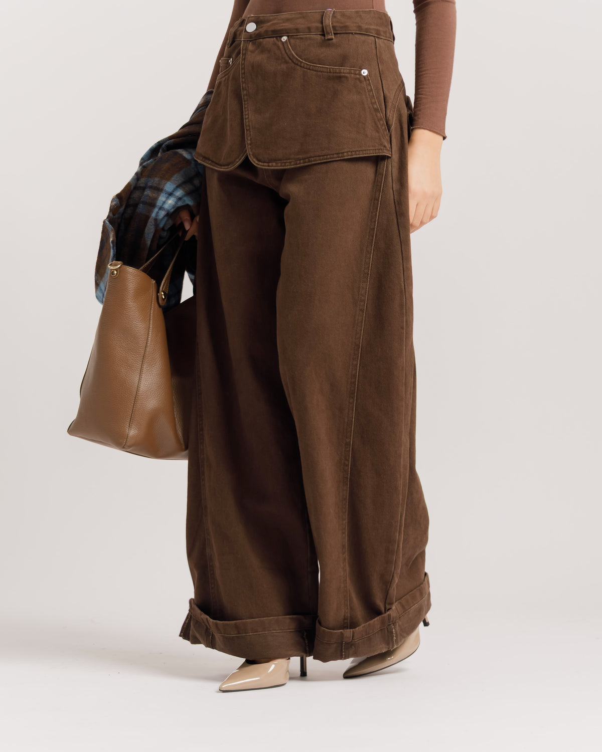 Jeans palazzo con bustino MARRONE - P16721