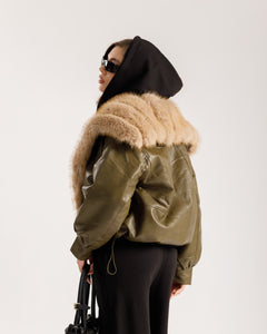Bomber con ecofur VERDE - CV2235