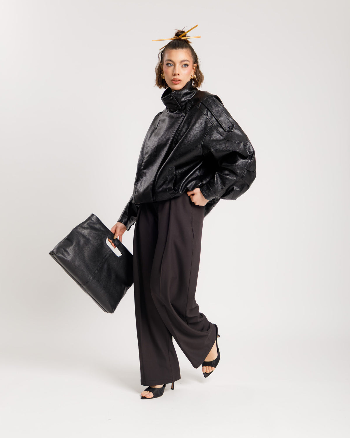 Bomber finta pelle collo alto NERO - 22001