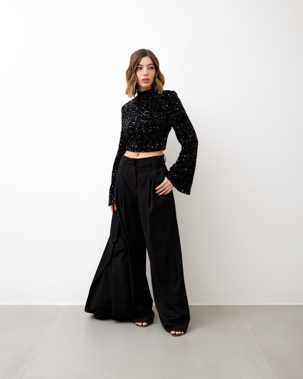 Maglia con colletto e paillettes - 23531 SLC