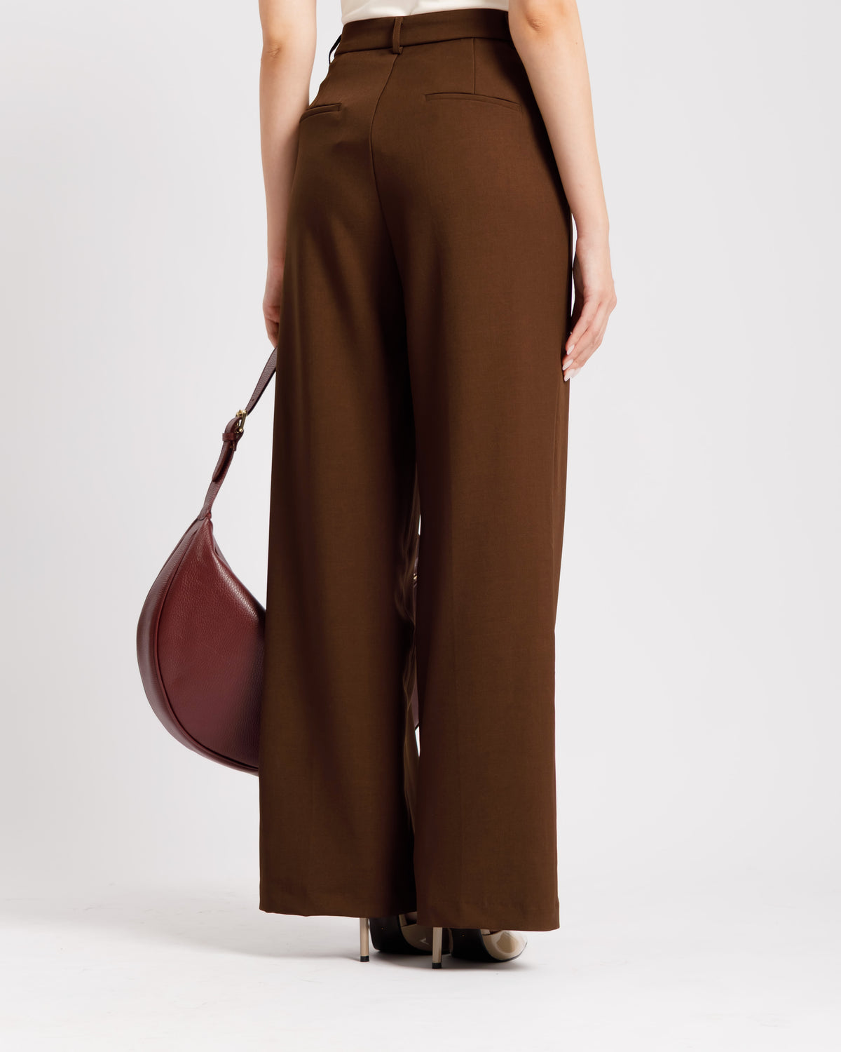 Pantaloni taglio maschile - 9002