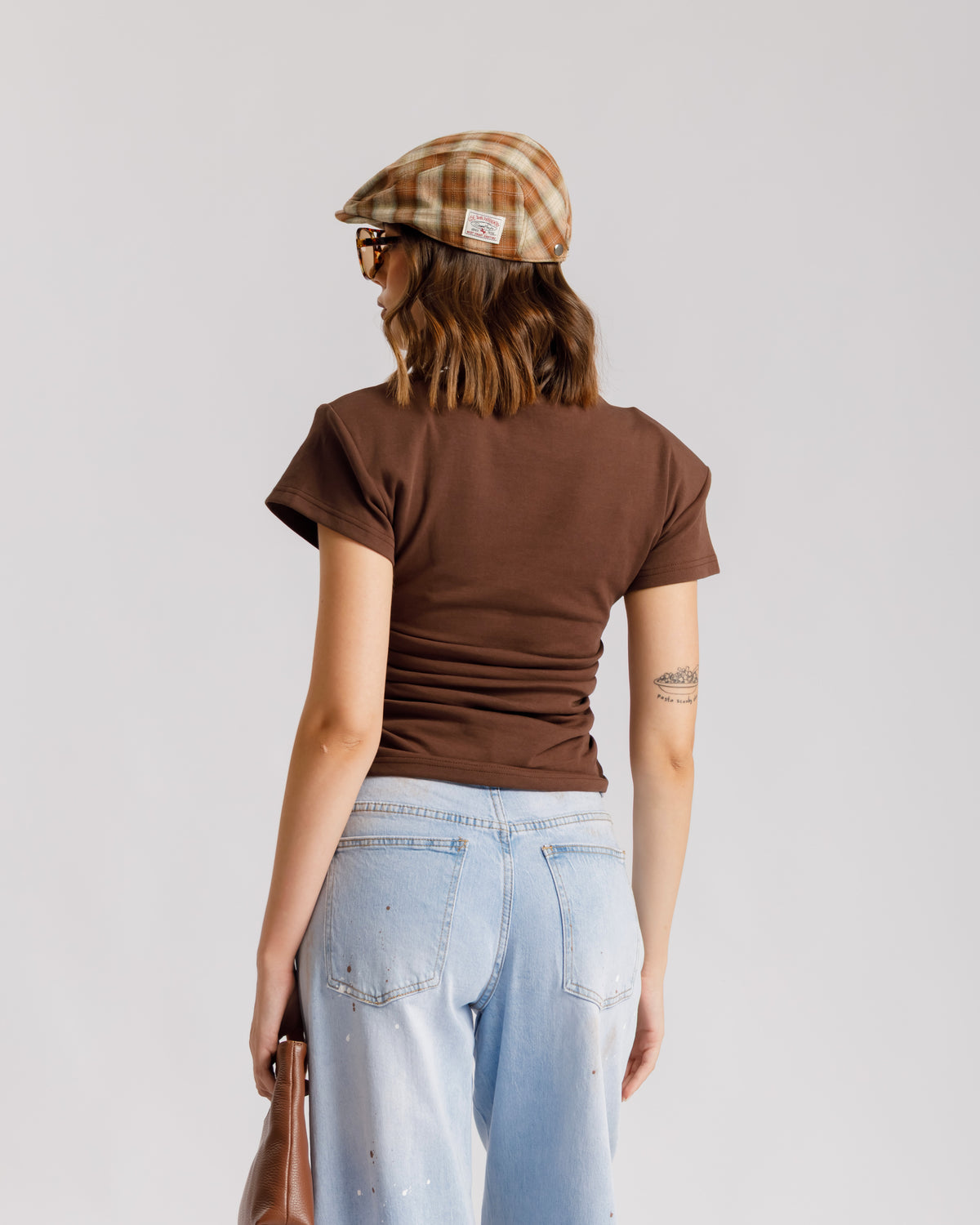 T-shirt in cotone con arriccio - L2189
