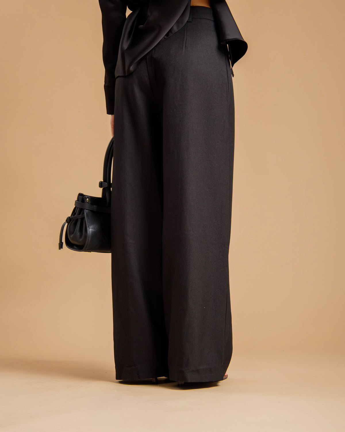 Pantaloni palazzo con taschini -  9727