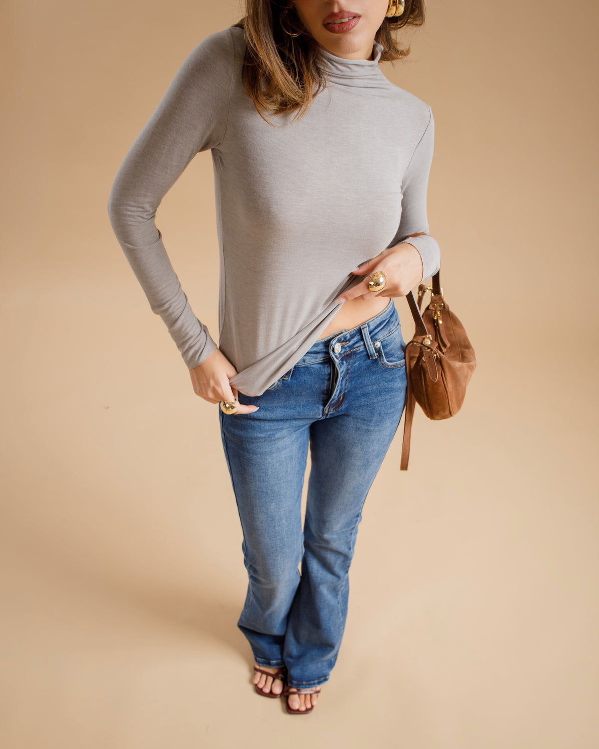 Maglia in viscosa con colletto  -  3705