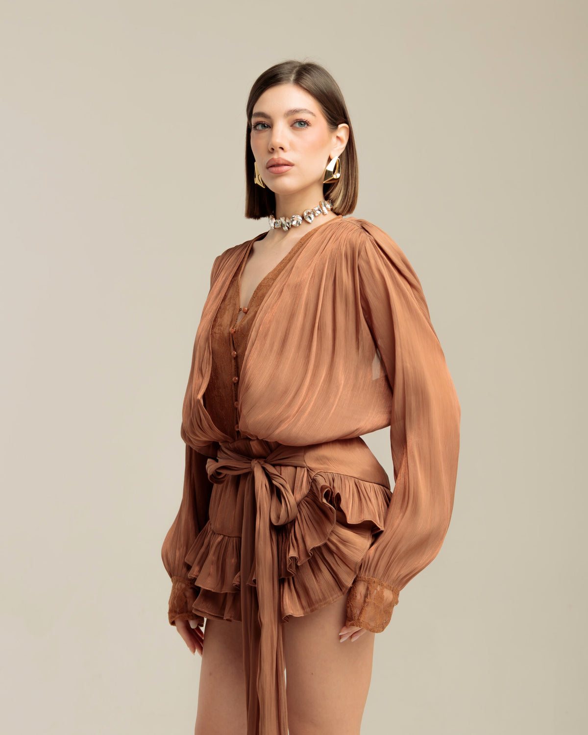 Abito corto balze e pizzo - R13098