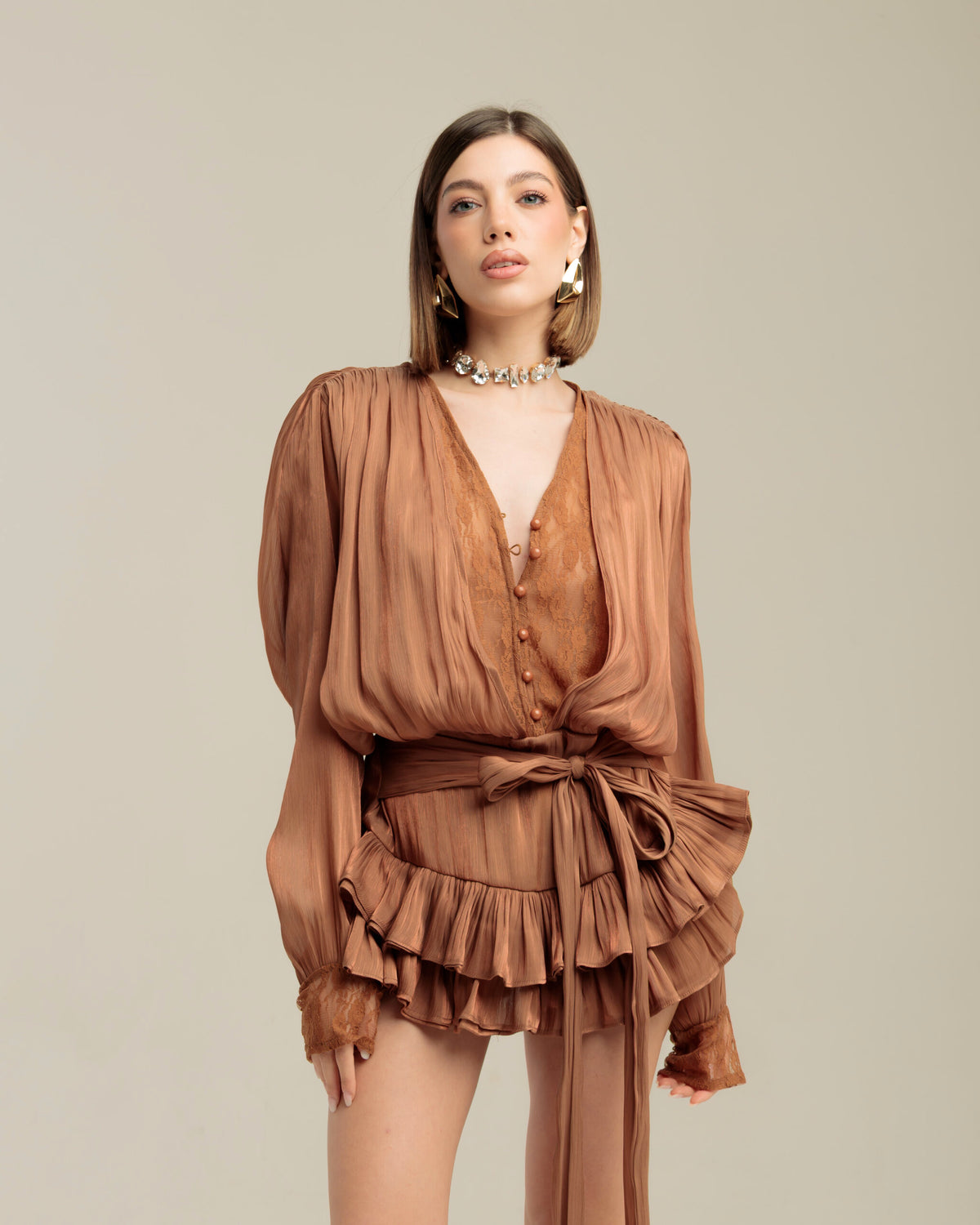 Abito corto balze e pizzo - R13098