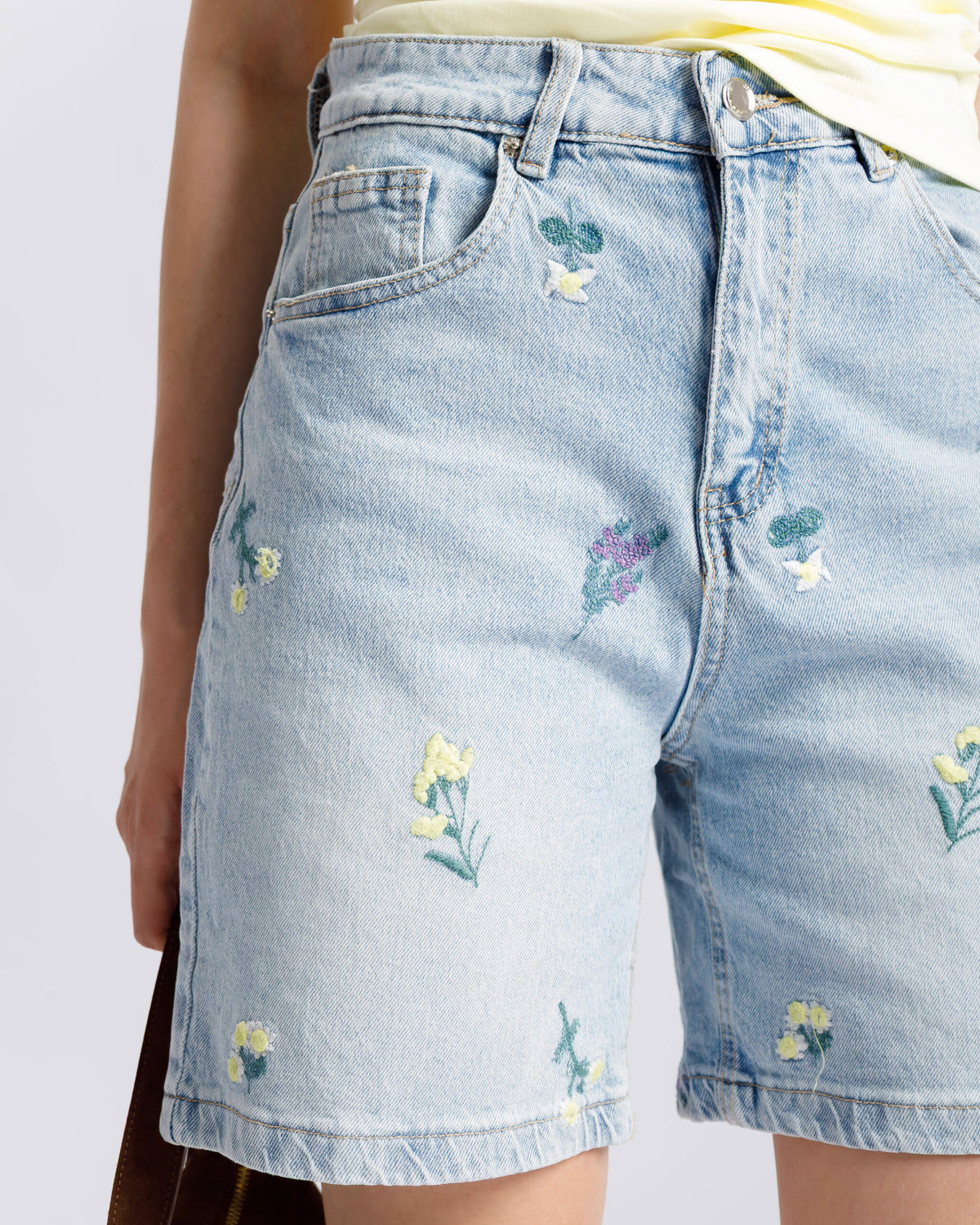 Bermuda denim con ricami - V5117
