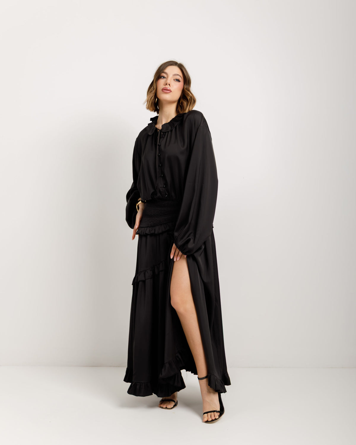 Abito lungo con rouches e bottoni - R12707