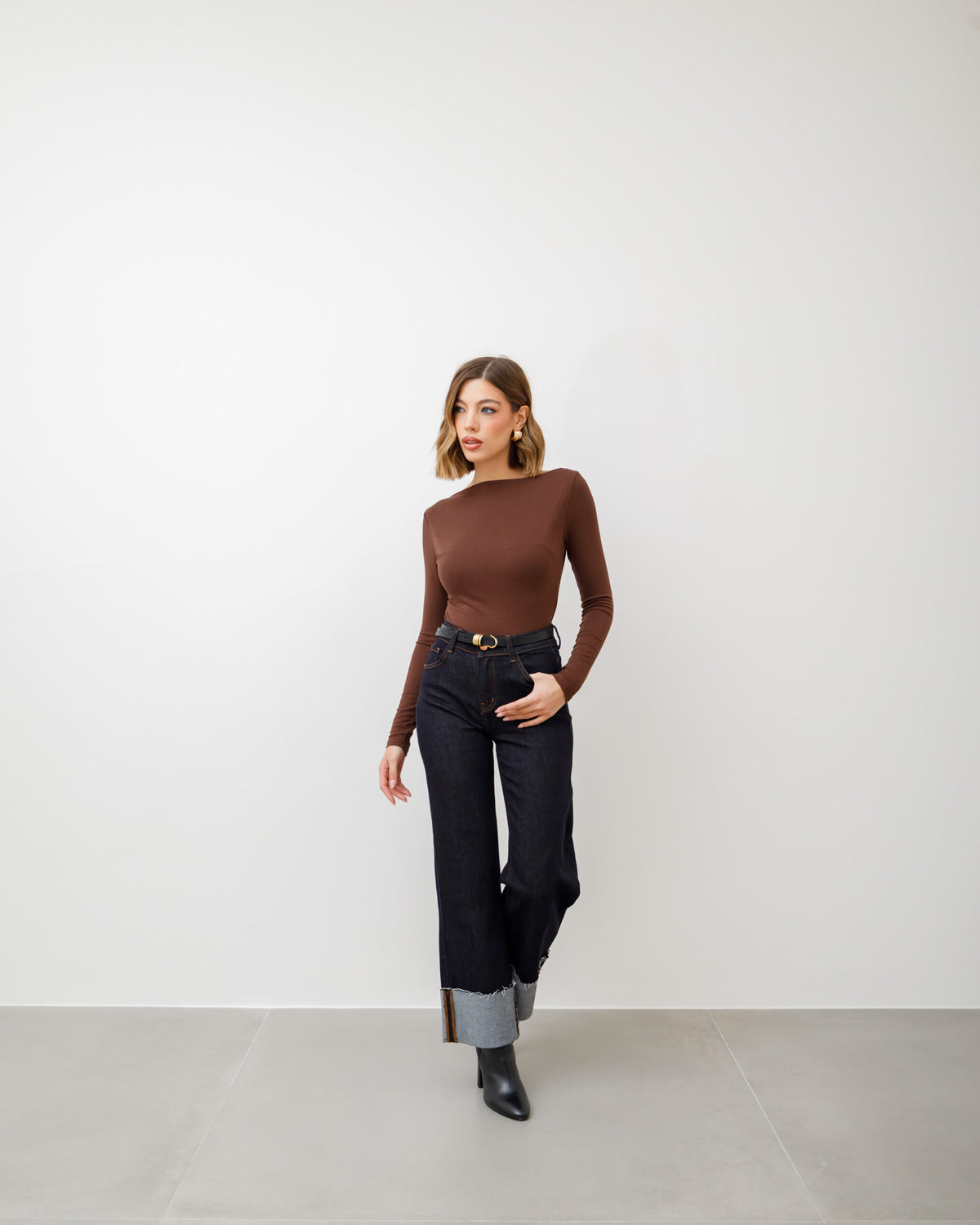 Maglia basic con scollo - 5612
