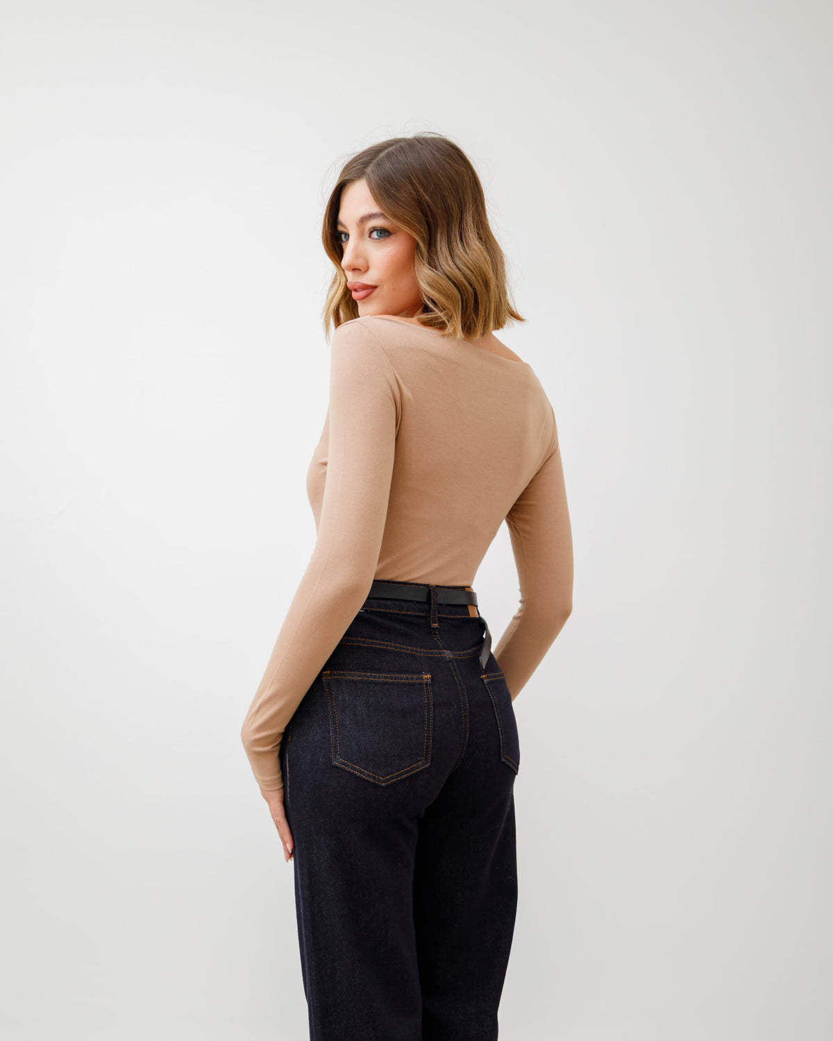 Maglia basic con scollo - 5612