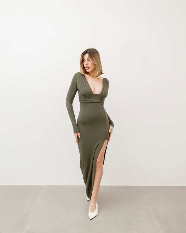 Abito lungo con scollo - 0050