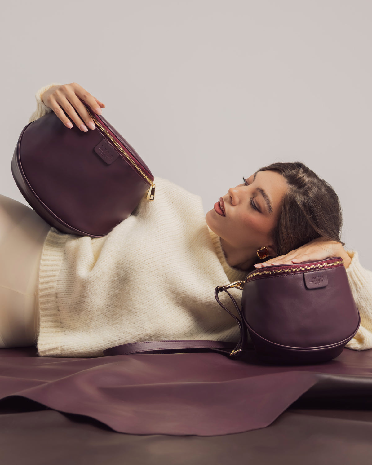 Borsa ISABELLA con tracolla in pelle PRUGNA - LOVING BAGS