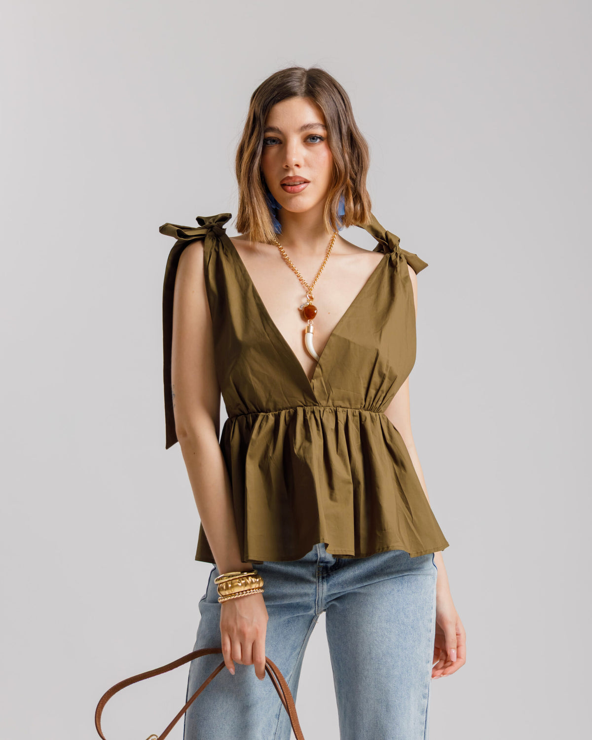 Top in cotone con balza - 10571