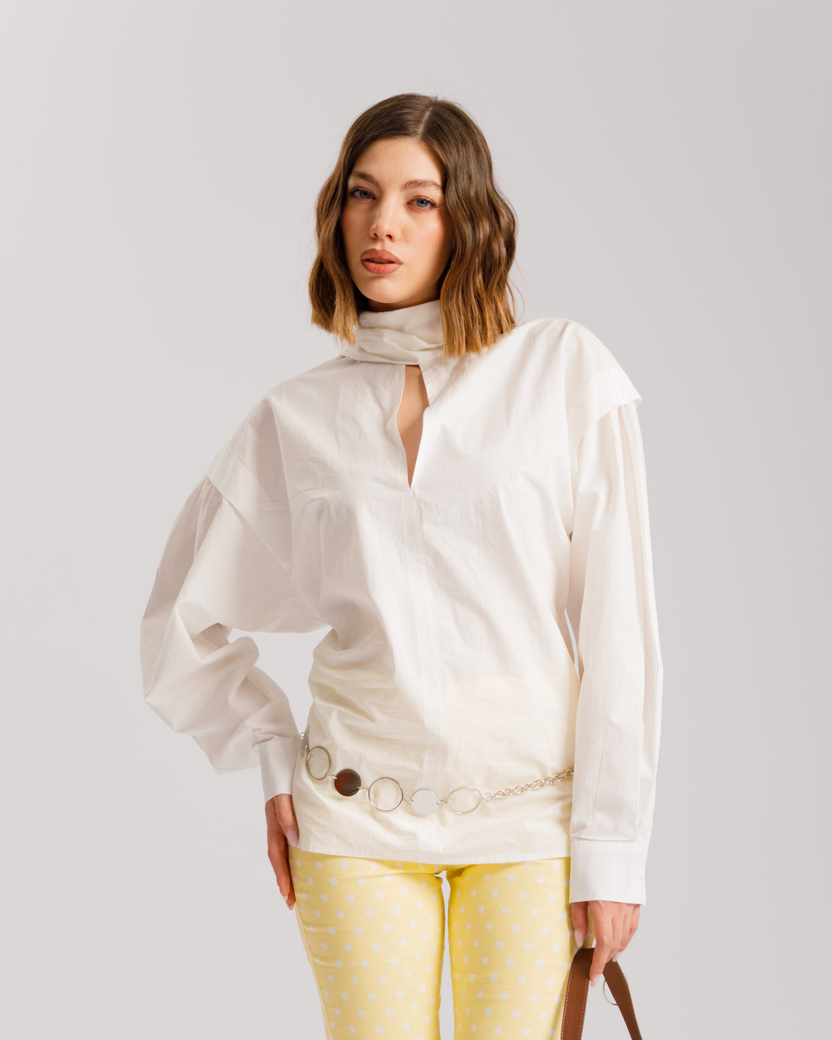 Camicia in cotone con foulard - H13757