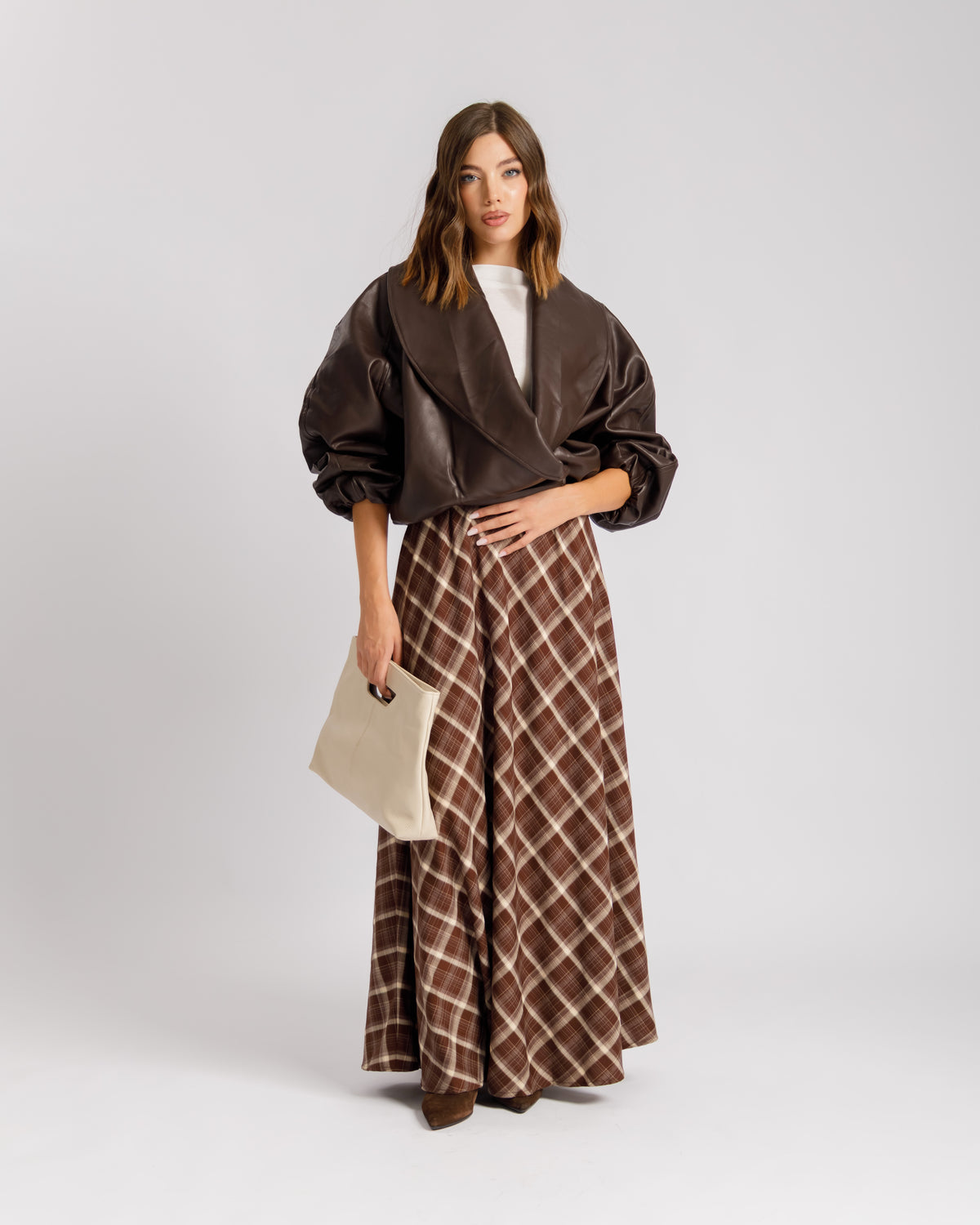 Bomber finta pelle con incrocio MARRONE - PU13936