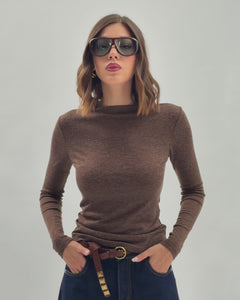Maglia con scollo - CHF9061