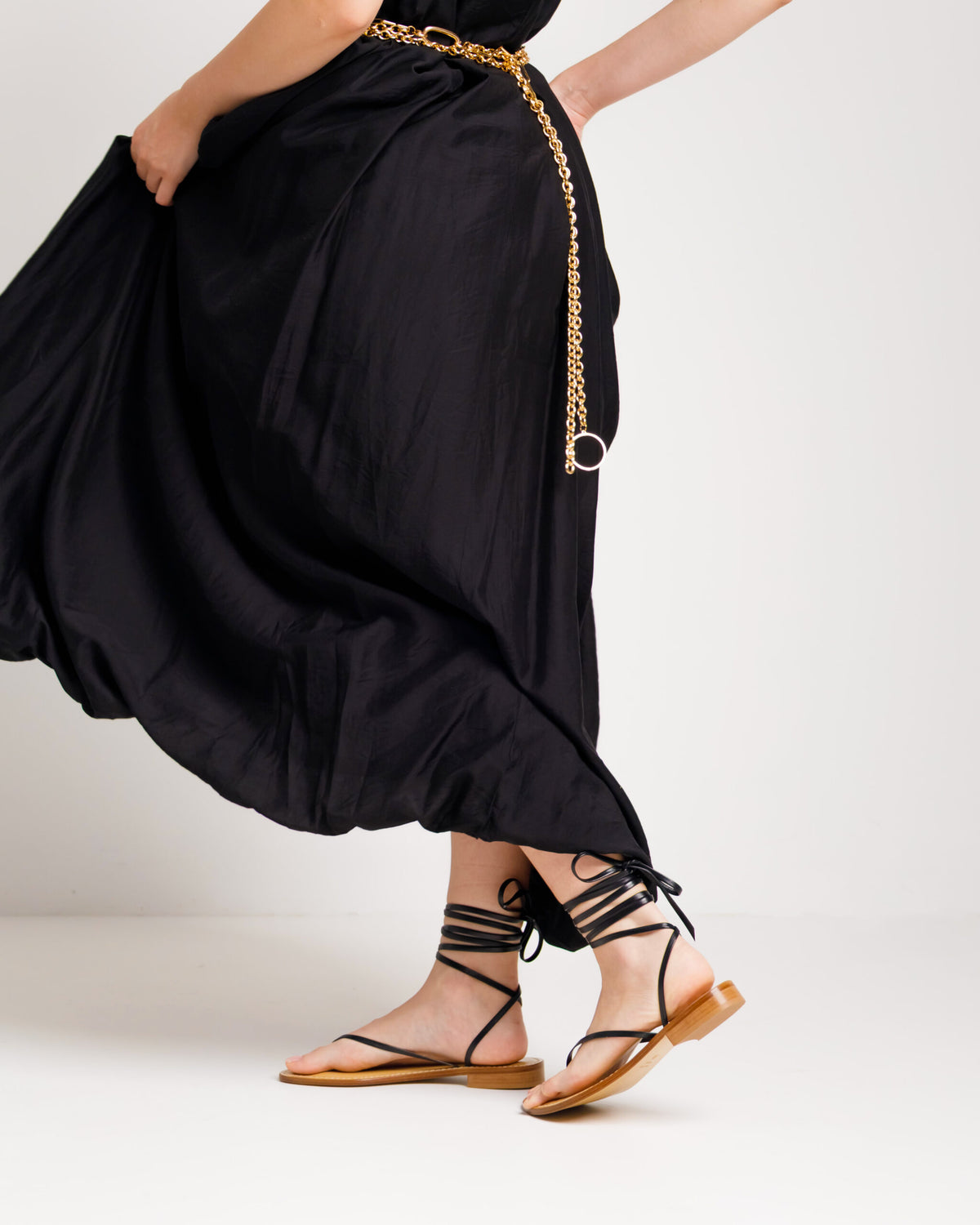 Sandali in pelle alla schiava NERI - LOVING 03